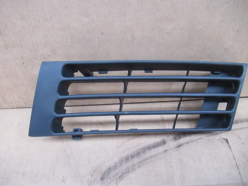 Grille pare-chocs avant