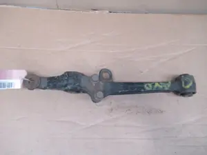 Bras de suspension avant droit