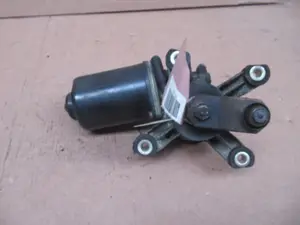 Moteur essuie-glace avant