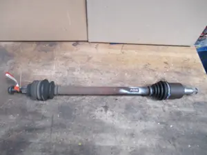 Antriebswelle hinten L/R