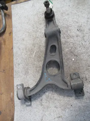 Querlenker vorne rechts