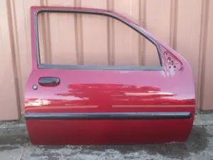 Türe rechts (2/3-türig)