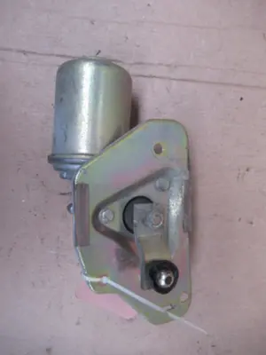 Wischermotor vorne