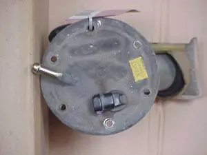 Pompe à essence électrique