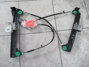 Fensterheber vorne links