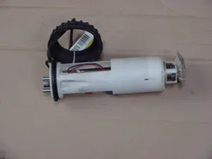 Pompe à essence électrique