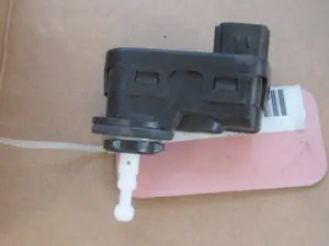 Moteur de réglage phare