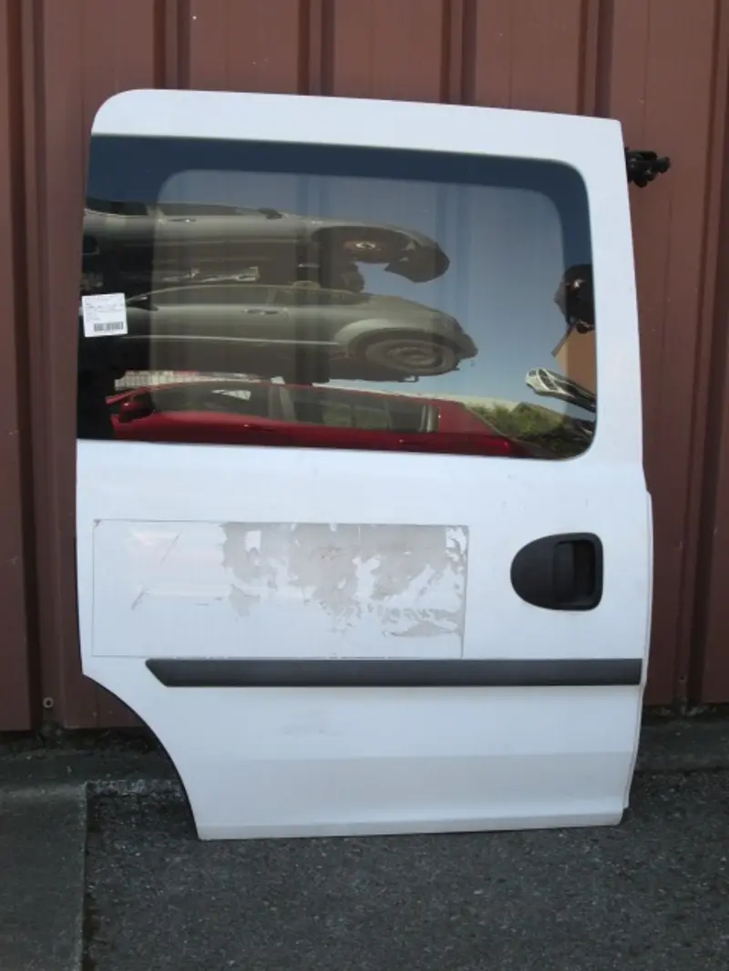 Porte arrière droite