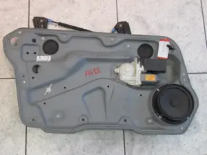 Fensterheber vorne links