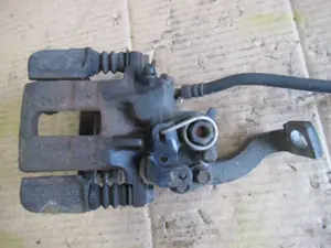 Bremszange hinten links