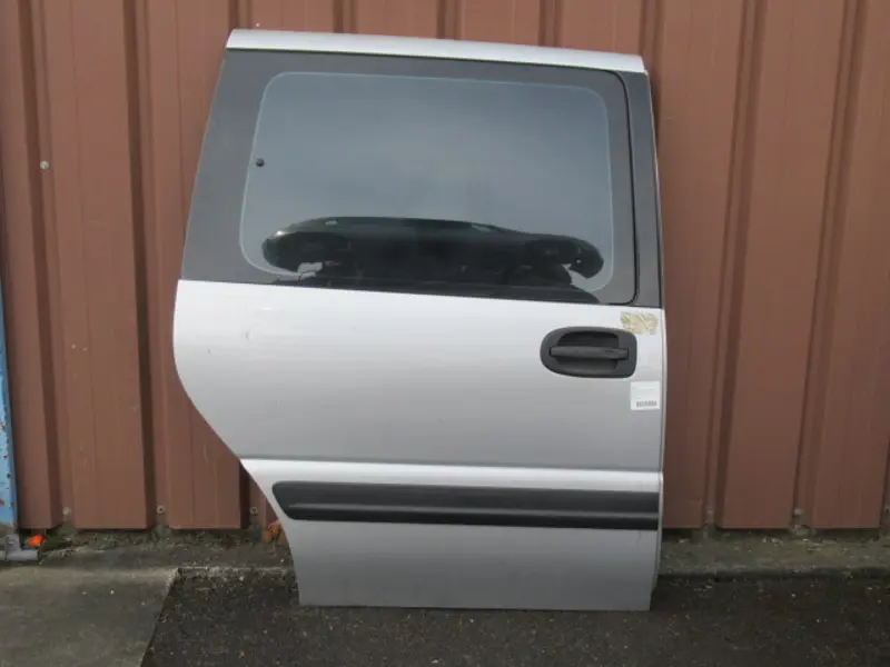 Porte arrière droite