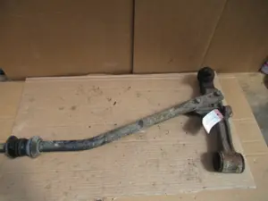 Bras de suspension avant droit