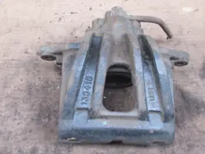 Bremszange vorne rechts