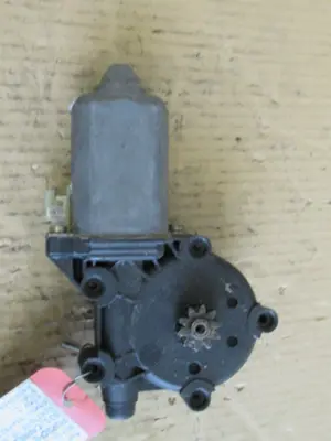 Fensterheber vorne links