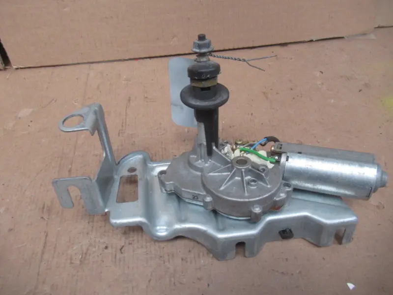 Moteur essuie-glace arrière
