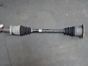 Antriebswelle hinten L/R