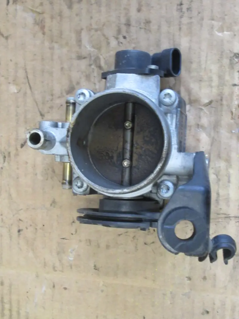 Papillon des gaz électrique
