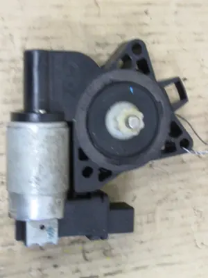 Fensterheber vorne links