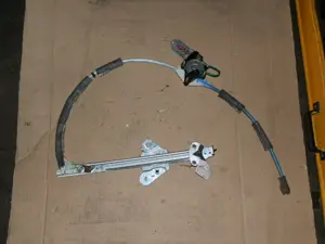 Fensterheber vorne links