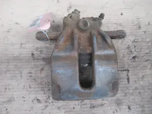 Bremszange vorne links