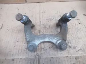 Bremssattelhalter