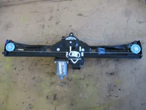 Fensterheber vorne links