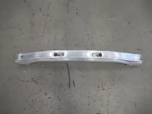 Stossstangenhalter hinten