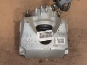 Bremszange vorne links