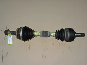 Antriebswelle vorne links