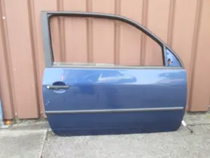 Türe rechts (2/3-türig)