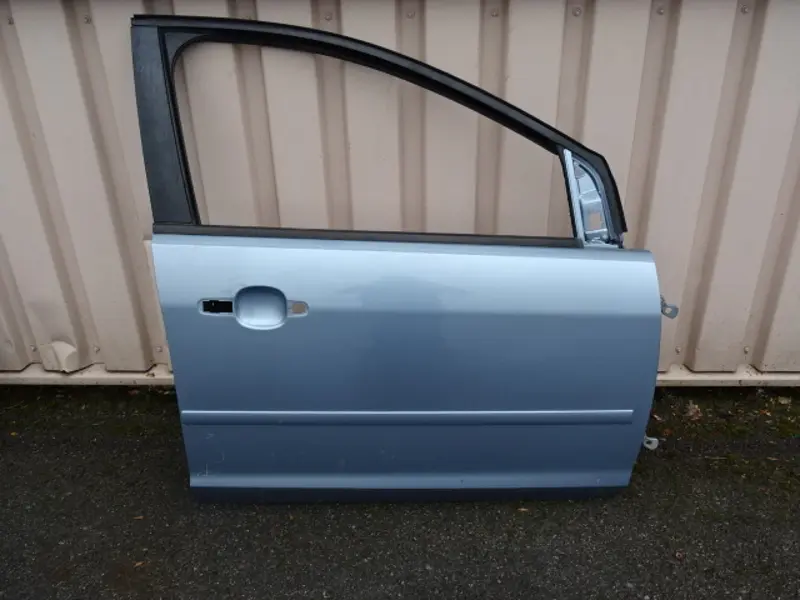 Porte avant droite