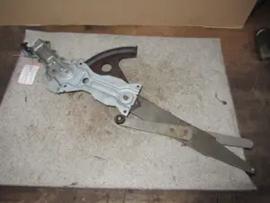 Lève-vitre avant gauche