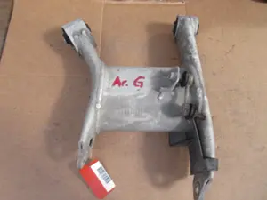 Bras de suspension arrière gauche