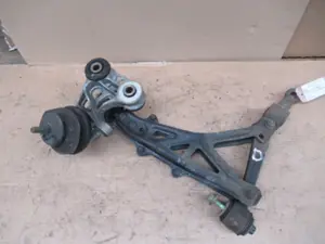 Querlenker vorne rechts