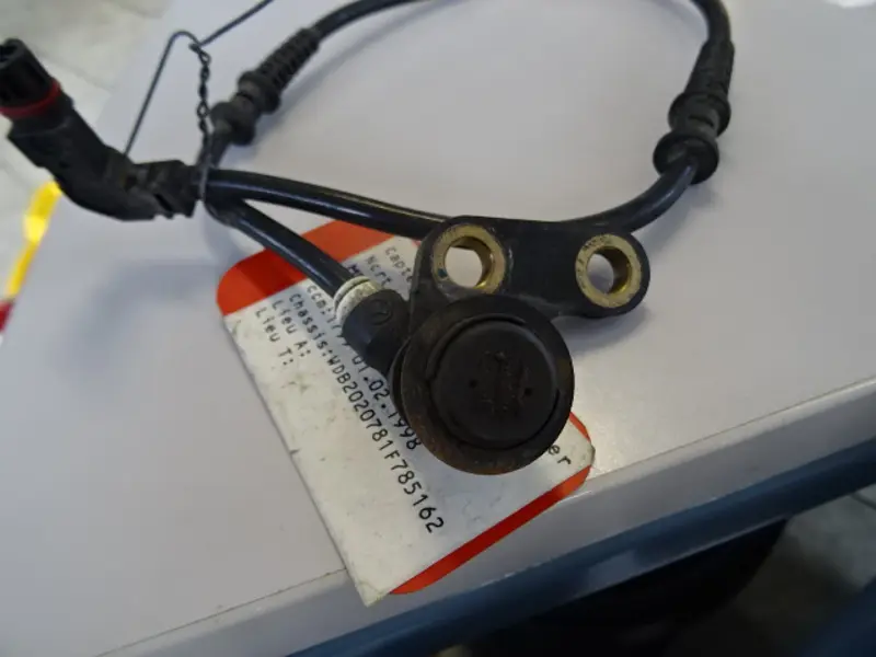 Capteur ABS avant droit
