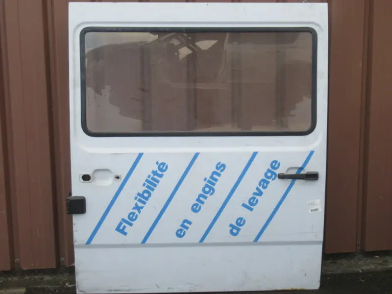 Porte arrière droite